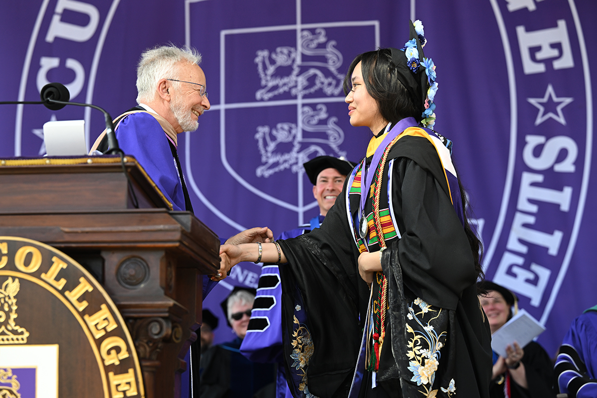 Abby Pierre delivers student address