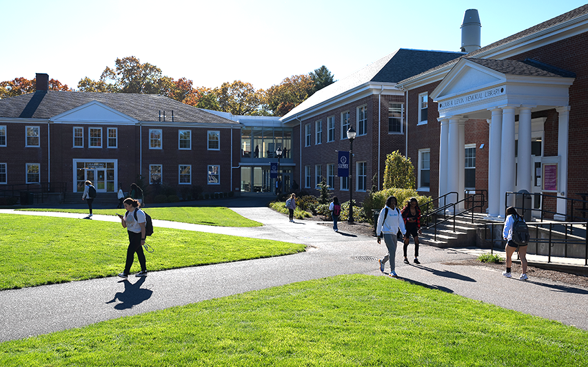 Students on the Curry College Academic Quad