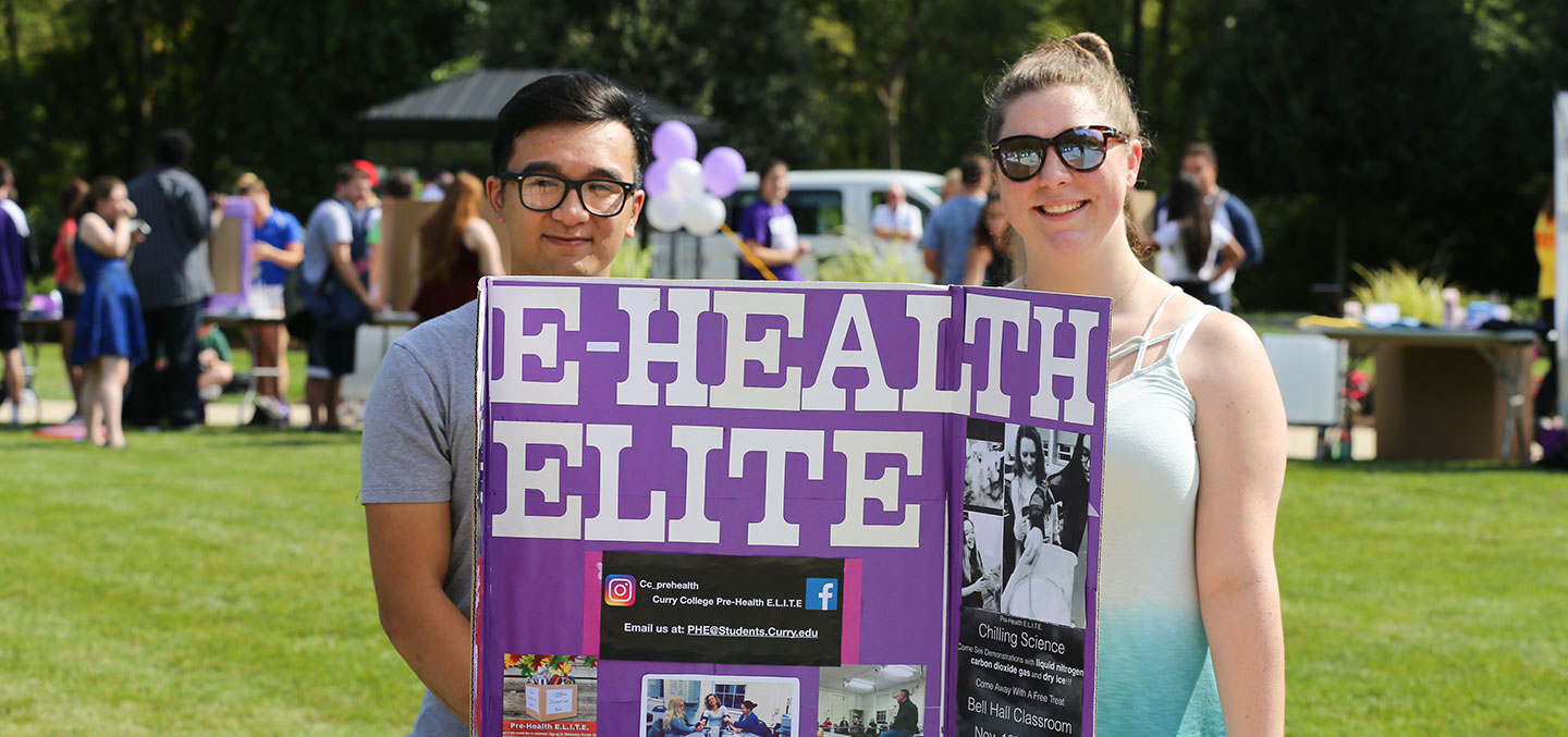 Pre-HEALTH Elite members at the Student Involvement Fair